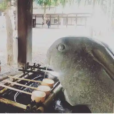 調神社の手水舎