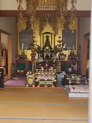 高蔵寺の本殿・本堂