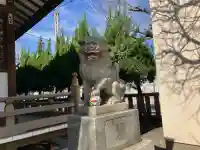 諏訪神社の{uncategorized: "未分類", other: "その他", undefined: "問題あり", building: "その他建物", grave: "お墓", sacred_gate: "鳥居", guardian: "狛犬", statue: "像", buddha: "仏像", history: "歴史", nature: "自然", garden: "庭園", animal: "動物", pagoda: "塔", temizu: "手水舎", mountain_gate: "山門・神門", sanctuary: "本殿・本堂", subordinate: "末社・摂社", art: "芸術", scenery: "景色", jizo: "地蔵", ema: "絵馬", goshuin: "御朱印", omikuji: "おみくじ", items: "授与品その他", amulet: "お守り", goshuincho: "御朱印帳", eats: "食事", festival: "お祭り", votive_dance: "神楽", shichigosan: "七五三参", wedding: "結婚式", experience: "体験その他", initially: "初詣", around: "周辺", anti_infection: "感染症対策"}