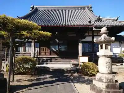 善導寺の本殿・本堂