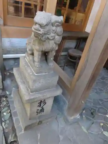 若一神社の狛犬