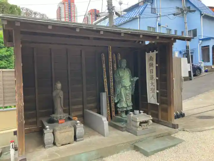 法典寺の{uncategorized: "未分類", other: "その他", undefined: "問題あり", building: "その他建物", grave: "お墓", sacred_gate: "鳥居", guardian: "狛犬", statue: "像", buddha: "仏像", history: "歴史", nature: "自然", garden: "庭園", animal: "動物", pagoda: "塔", temizu: "手水舎", mountain_gate: "山門・神門", sanctuary: "本殿・本堂", subordinate: "末社・摂社", art: "芸術", scenery: "景色", jizo: "地蔵", ema: "絵馬", goshuin: "御朱印", omikuji: "おみくじ", items: "授与品その他", amulet: "お守り", goshuincho: "御朱印帳", eats: "食事", festival: "お祭り", votive_dance: "神楽", shichigosan: "七五三参", wedding: "結婚式", experience: "体験その他", initially: "初詣", around: "周辺", anti_infection: "感染症対策"}