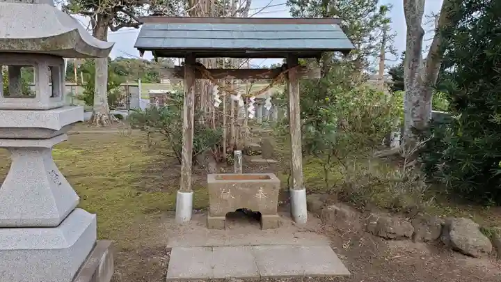 宇迦神社の手水舎