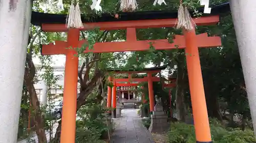 武信稲荷神社の鳥居