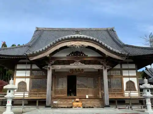 高蔵寺の本殿・本堂