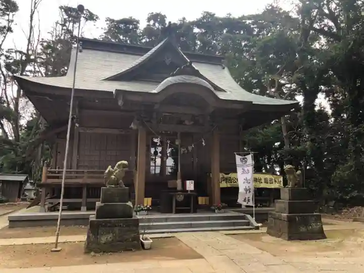 堀出神社の本殿・本堂