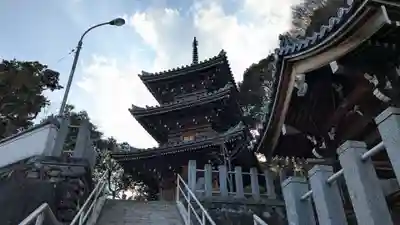 勝行院(法海寺)の塔