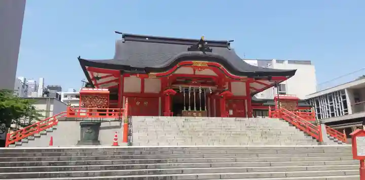 花園神社の本殿・本堂
