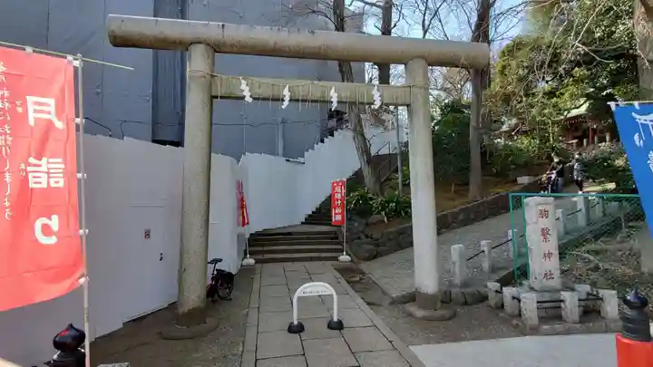 駒繋神社の鳥居