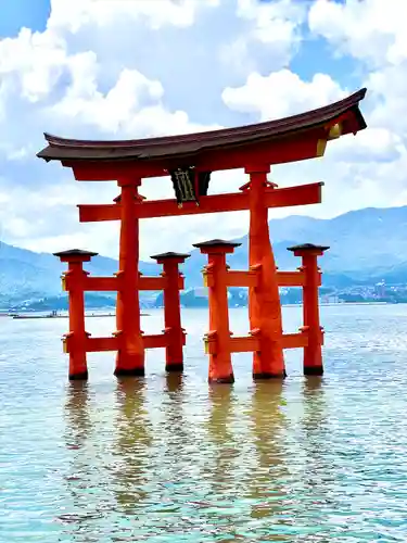 厳島神社(広島県)