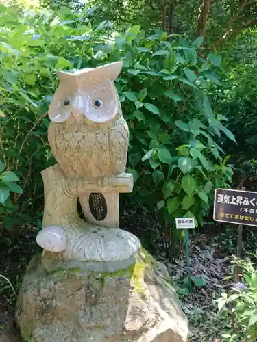 鷲子山上神社の狛犬