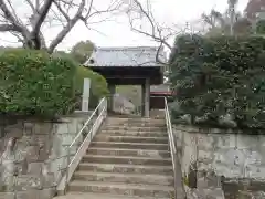 光触寺の山門