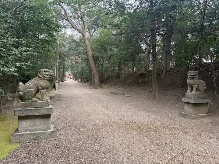 廣瀬大社の{uncategorized: "未分類", other: "その他", undefined: "問題あり", building: "その他建物", grave: "お墓", sacred_gate: "鳥居", guardian: "狛犬", statue: "像", buddha: "仏像", history: "歴史", nature: "自然", garden: "庭園", animal: "動物", pagoda: "塔", temizu: "手水舎", mountain_gate: "山門・神門", sanctuary: "本殿・本堂", subordinate: "末社・摂社", art: "芸術", scenery: "景色", jizo: "地蔵", ema: "絵馬", goshuin: "御朱印", omikuji: "おみくじ", items: "授与品その他", amulet: "お守り", goshuincho: "御朱印帳", eats: "食事", festival: "お祭り", votive_dance: "神楽", shichigosan: "七五三参", wedding: "結婚式", experience: "体験その他", initially: "初詣", around: "周辺", anti_infection: "感染症対策"}