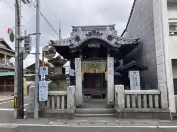 三穂神社の本殿・本堂