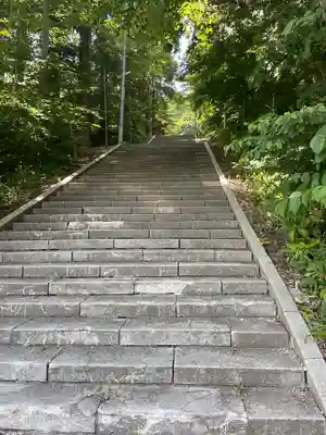 由仁神社(北海道)