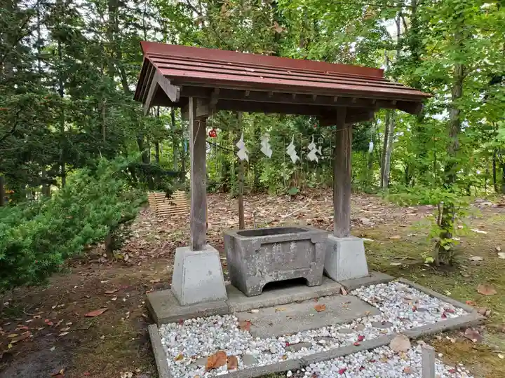 八幡神社の手水舎