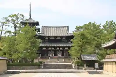 法隆寺の山門・神門