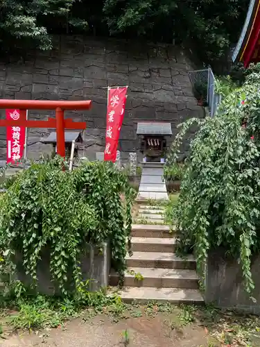 若宮八幡宮の末社