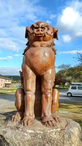 安仁神社の狛犬