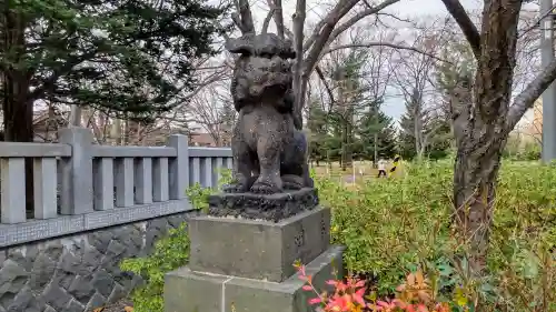 彌彦神社　(伊夜日子神社)の狛犬