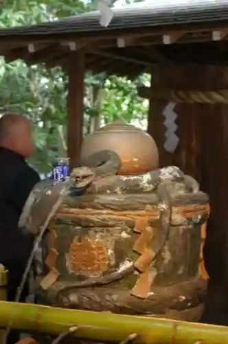 大神神社の手水舎