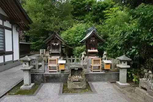 松江城山稲荷神社の末社