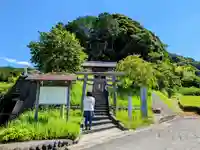 大原子神社の山門・神門
