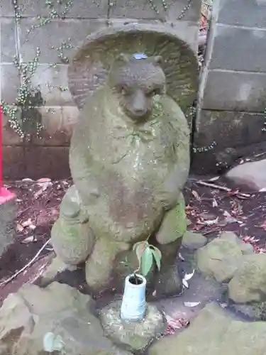 狸福神社の狛犬