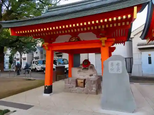 穴八幡宮のその他建物