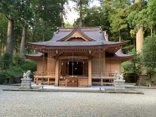 須山浅間神社の本殿・本堂