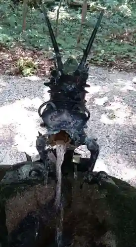 花窟神社の手水舎