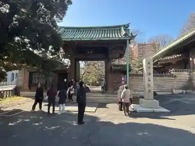 湯島聖堂の{uncategorized: "未分類", other: "その他", undefined: "問題あり", building: "その他建物", grave: "お墓", sacred_gate: "鳥居", guardian: "狛犬", statue: "像", buddha: "仏像", history: "歴史", nature: "自然", garden: "庭園", animal: "動物", pagoda: "塔", temizu: "手水舎", mountain_gate: "山門・神門", sanctuary: "本殿・本堂", subordinate: "末社・摂社", art: "芸術", scenery: "景色", jizo: "地蔵", ema: "絵馬", goshuin: "御朱印", omikuji: "おみくじ", items: "授与品その他", amulet: "お守り", goshuincho: "御朱印帳", eats: "食事", festival: "お祭り", votive_dance: "神楽", shichigosan: "七五三参", wedding: "結婚式", experience: "体験その他", initially: "初詣", around: "周辺", anti_infection: "感染症対策"}