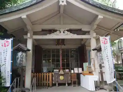 銀杏岡八幡神社の本殿・本堂