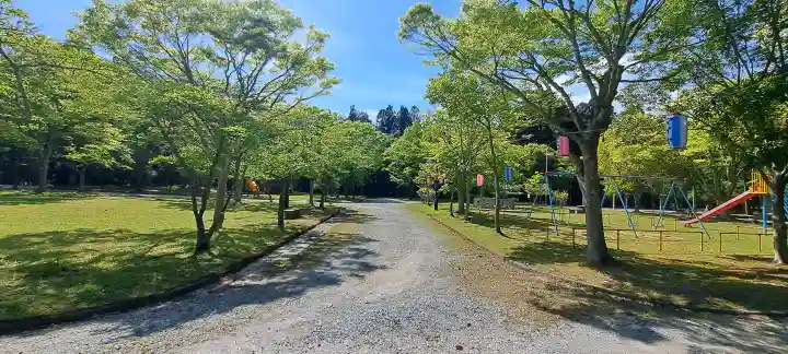 天照御祖神社の{uncategorized: "未分類", other: "その他", undefined: "問題あり", building: "その他建物", grave: "お墓", sacred_gate: "鳥居", guardian: "狛犬", statue: "像", buddha: "仏像", history: "歴史", nature: "自然", garden: "庭園", animal: "動物", pagoda: "塔", temizu: "手水舎", mountain_gate: "山門・神門", sanctuary: "本殿・本堂", subordinate: "末社・摂社", art: "芸術", scenery: "景色", jizo: "地蔵", ema: "絵馬", goshuin: "御朱印", omikuji: "おみくじ", items: "授与品その他", amulet: "お守り", goshuincho: "御朱印帳", eats: "食事", festival: "お祭り", votive_dance: "神楽", shichigosan: "七五三参", wedding: "結婚式", experience: "体験その他", initially: "初詣", around: "周辺", anti_infection: "感染症対策"}