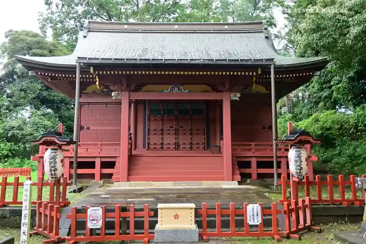 三芳野神社の本殿・本堂