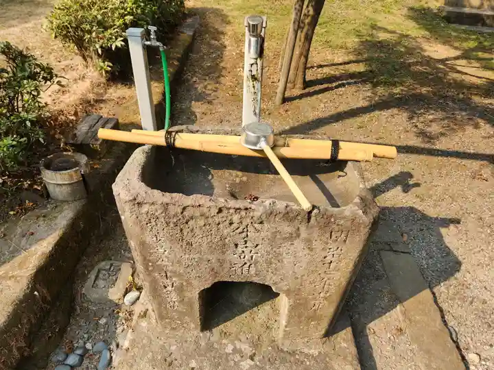 南方神社の手水舎