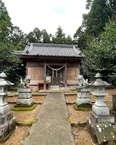 耳守神社の本殿