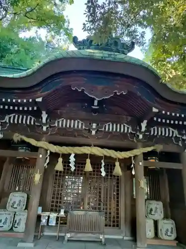 堤治神社の本殿