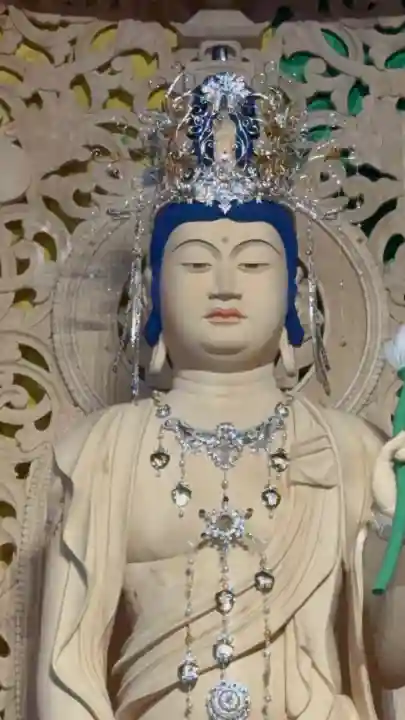 伊勢の国 四天王寺の{uncategorized: "未分類", other: "その他", undefined: "問題あり", building: "その他建物", grave: "お墓", sacred_gate: "鳥居", guardian: "狛犬", statue: "像", buddha: "仏像", history: "歴史", nature: "自然", garden: "庭園", animal: "動物", pagoda: "塔", temizu: "手水舎", mountain_gate: "山門・神門", sanctuary: "本殿・本堂", subordinate: "末社・摂社", art: "芸術", scenery: "景色", jizo: "地蔵", ema: "絵馬", goshuin: "御朱印", omikuji: "おみくじ", items: "授与品その他", amulet: "お守り", goshuincho: "御朱印帳", eats: "食事", festival: "お祭り", votive_dance: "神楽", shichigosan: "七五三参", wedding: "結婚式", experience: "体験その他", initially: "初詣", around: "周辺", anti_infection: "感染症対策"}