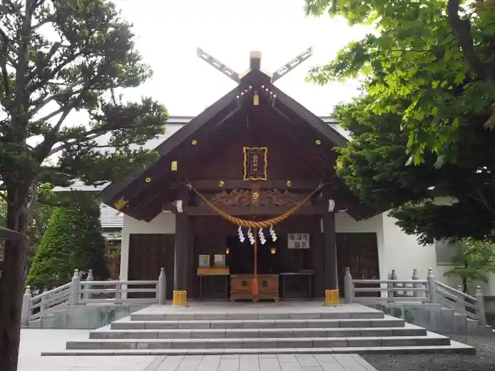 西野神社の本殿・本堂