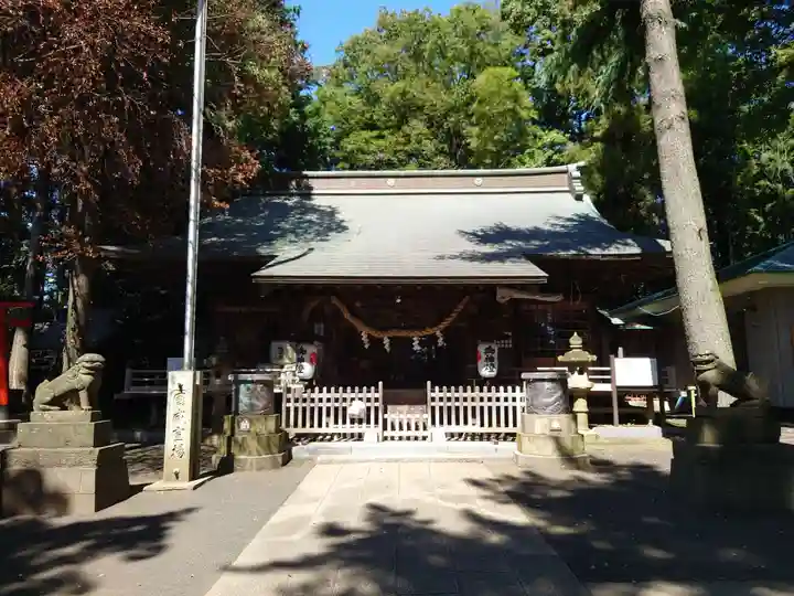 西堀氷川神社の本殿・本堂