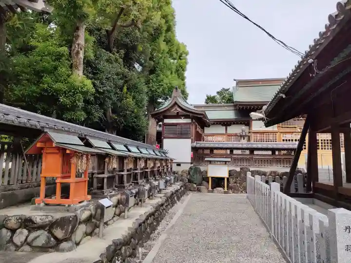 味鋺神社の末社・摂社