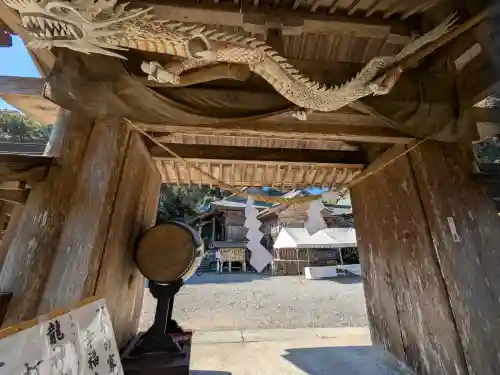 東霧島神社の{uncategorized: "未分類", other: "その他", undefined: "問題あり", building: "その他建物", grave: "お墓", sacred_gate: "鳥居", guardian: "狛犬", statue: "像", buddha: "仏像", history: "歴史", nature: "自然", garden: "庭園", animal: "動物", pagoda: "塔", temizu: "手水舎", mountain_gate: "山門・神門", sanctuary: "本殿・本堂", subordinate: "末社・摂社", art: "芸術", scenery: "景色", jizo: "地蔵", ema: "絵馬", goshuin: "御朱印", omikuji: "おみくじ", items: "授与品その他", amulet: "お守り", goshuincho: "御朱印帳", eats: "食事", festival: "お祭り", votive_dance: "神楽", shichigosan: "七五三参", wedding: "結婚式", experience: "体験その他", initially: "初詣", around: "周辺", anti_infection: "感染症対策"}