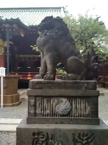 根津神社の狛犬