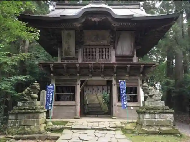 鷲子山上神社の山門・神門