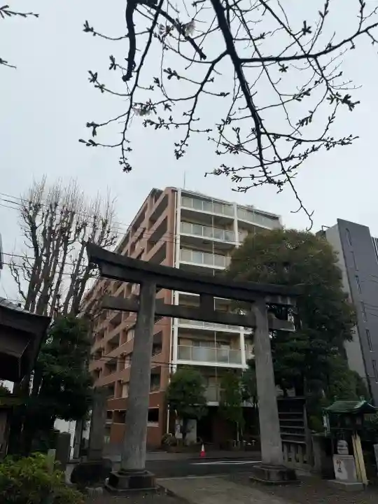 猿江神社の{uncategorized: "未分類", other: "その他", undefined: "問題あり", building: "その他建物", grave: "お墓", sacred_gate: "鳥居", guardian: "狛犬", statue: "像", buddha: "仏像", history: "歴史", nature: "自然", garden: "庭園", animal: "動物", pagoda: "塔", temizu: "手水舎", mountain_gate: "山門・神門", sanctuary: "本殿・本堂", subordinate: "末社・摂社", art: "芸術", scenery: "景色", jizo: "地蔵", ema: "絵馬", goshuin: "御朱印", omikuji: "おみくじ", items: "授与品その他", amulet: "お守り", goshuincho: "御朱印帳", eats: "食事", festival: "お祭り", votive_dance: "神楽", shichigosan: "七五三参", wedding: "結婚式", experience: "体験その他", initially: "初詣", around: "周辺", anti_infection: "感染症対策"}