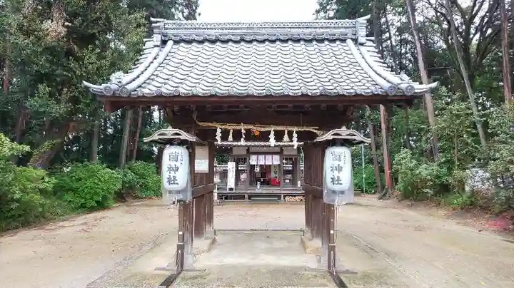菌神社の山門・神門