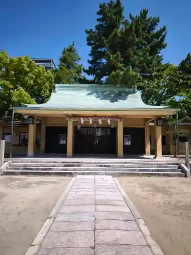阿沼美神社の{uncategorized: "未分類", other: "その他", undefined: "問題あり", building: "その他建物", grave: "お墓", sacred_gate: "鳥居", guardian: "狛犬", statue: "像", buddha: "仏像", history: "歴史", nature: "自然", garden: "庭園", animal: "動物", pagoda: "塔", temizu: "手水舎", mountain_gate: "山門・神門", sanctuary: "本殿・本堂", subordinate: "末社・摂社", art: "芸術", scenery: "景色", jizo: "地蔵", ema: "絵馬", goshuin: "御朱印", omikuji: "おみくじ", items: "授与品その他", amulet: "お守り", goshuincho: "御朱印帳", eats: "食事", festival: "お祭り", votive_dance: "神楽", shichigosan: "七五三参", wedding: "結婚式", experience: "体験その他", initially: "初詣", around: "周辺", anti_infection: "感染症対策"}