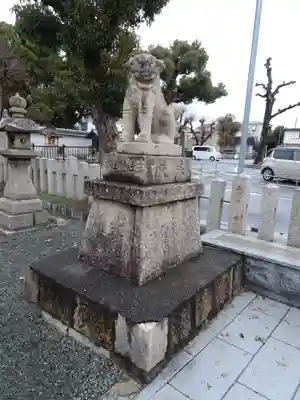 泉井上神社の狛犬
