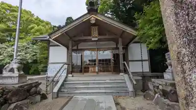 花岡神社の本殿・本堂